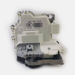 AUDI A1 ÖN KAPI SAĞ KİLİDİ 10- IOE-VW 8X1837016A
