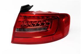 AUDI STOP LAMBASI A4 13-16 LEDLİ DIŞ SAĞ MAHER 8K5945096AC
