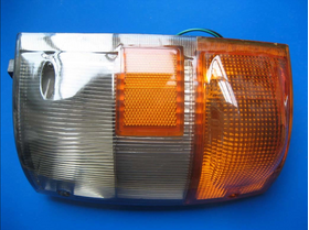 ISUZU NPR66 SİNYAL LAMBASI ÖN CHAMPION 96/- DUYLU SOL MAHER 213-1518L-YBA