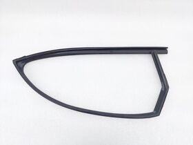 HYUNDAI i30 ARKA KAPI CAM FİTİLİ 12-16 SAĞ HMC