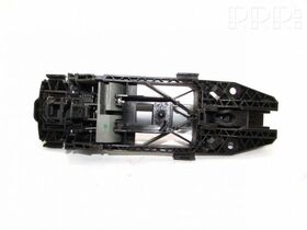 SKODA OCTAVIA DIŞ KAPI KOL BRAKETİ ÖN SOL 13- IOE-VW 5L0837885C