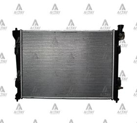 HYUNDAI i30 SU RADYATÖRÜ BENZİNLİ OTOMATİK (Brazing) MAHER
