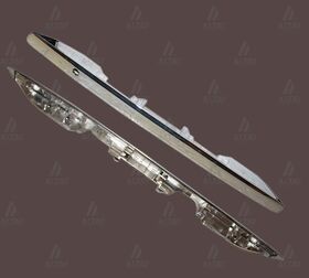 TOYOTA COROLLA BAGAJ KAPAK PLAKA BAKALİTİ 06/-  MAHER