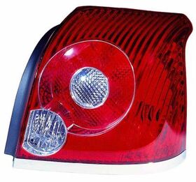 TOYOTA AVENSIS STOP LAMBASI 06-07 DUYSUZ SAĞ DEPO